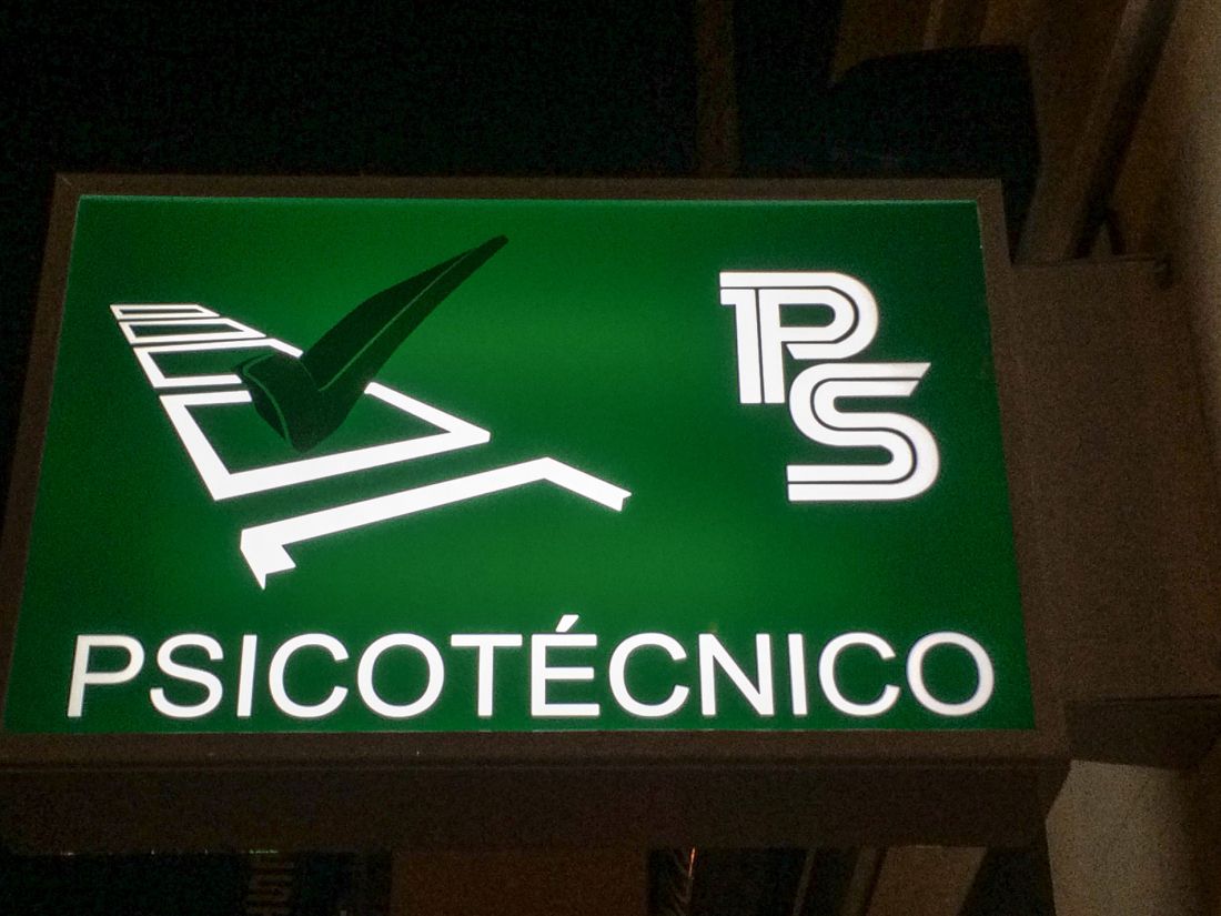 Centro de Reconocimiento de Conductores
